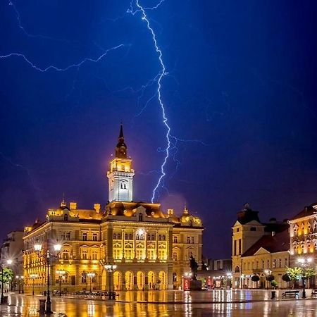 Family Top Rooms Bela Lada Sobe Novi Sad Dış mekan fotoğraf