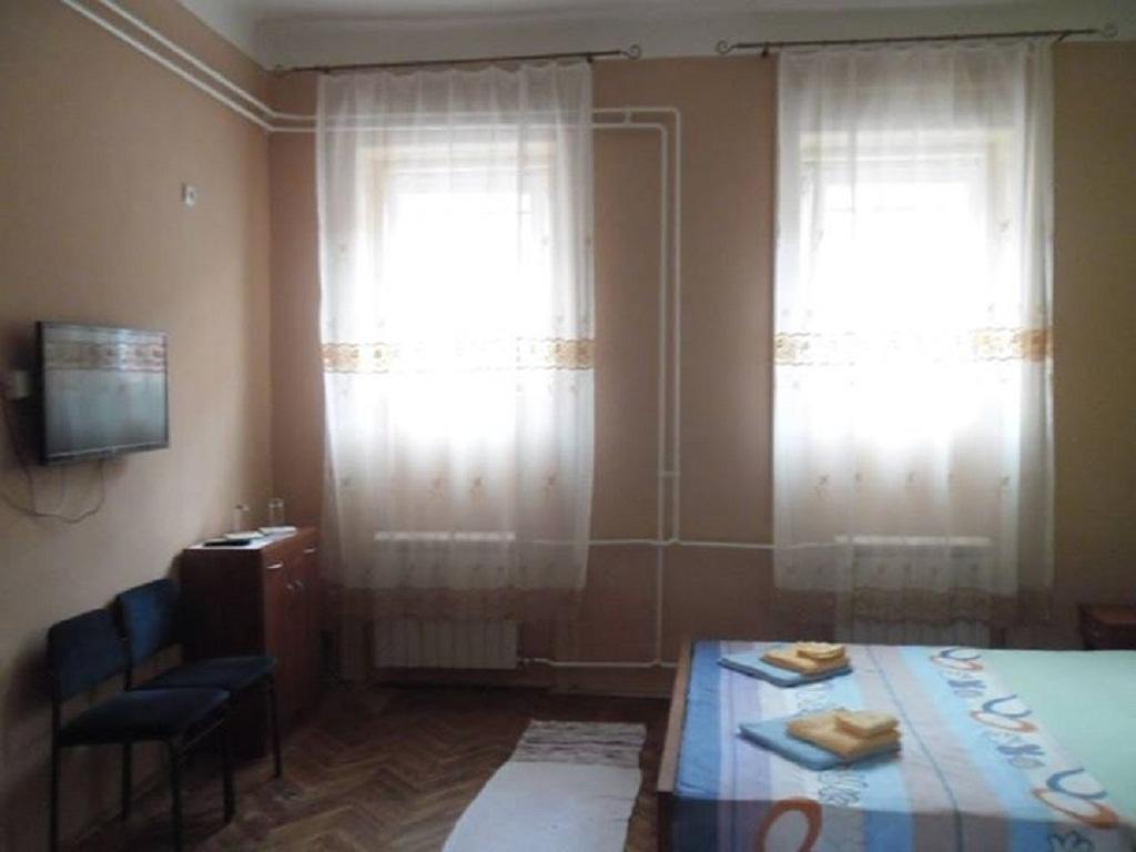 Family Top Rooms Bela Lada Sobe Novi Sad Oda fotoğraf