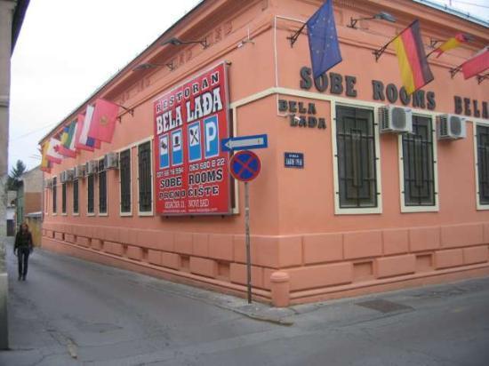 Family Top Rooms Bela Lada Sobe Novi Sad Oda fotoğraf